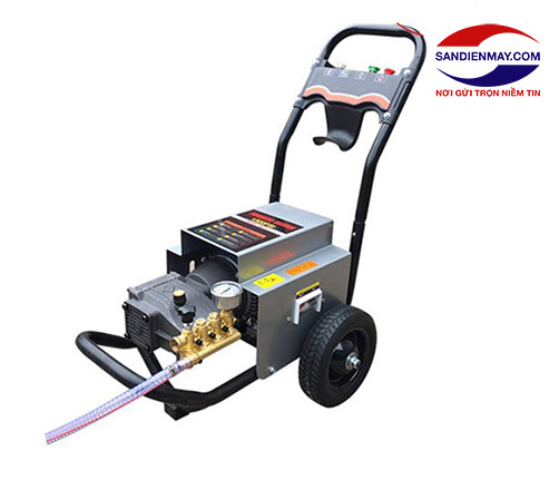 Máy xịt rửa xe cao áp Lutian 80/2.2
