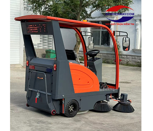 Xe quét rác công nghiệp Kumisai KMS 1900