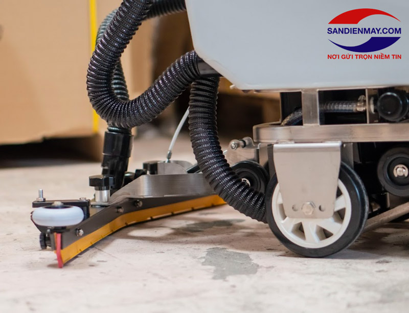 Bánh xe di chuyển có cấu tạo chắc chắn, chịu áp lực tốt