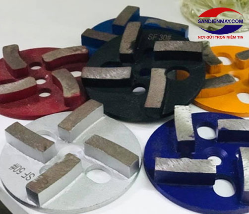 Đĩa mài mặt sàn bê tông 4 lưỡi SF07
