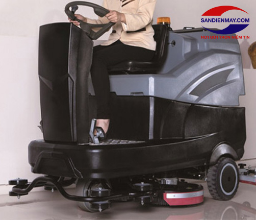 Máy lau sàn ngồi lái Kumisai KMS-62
