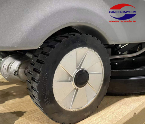 Máy đánh sàn liên hợp ngồi lái Kumisai KMS 60B