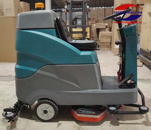 Máy đánh sàn liên hợp ngồi lái Kumisai KMS 90B