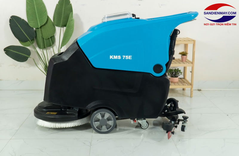 Mua máy chà sàn mới 100% sẽ có lợi về lâu về dài