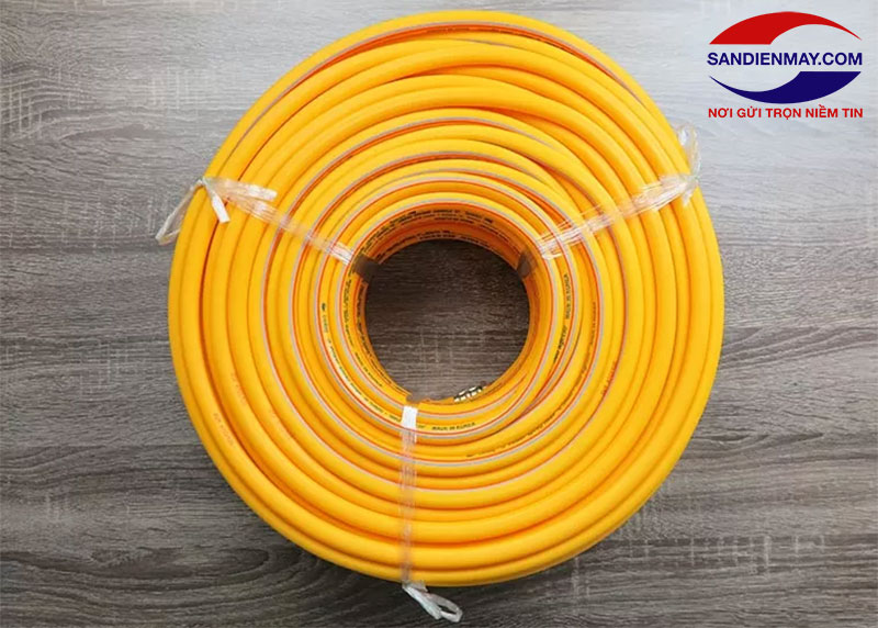 Dây phun nối quá dài khiến máy bị mất áp