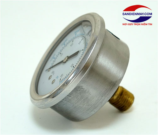 Đồng hồ đo áp suất hoạt động máy rửa xe