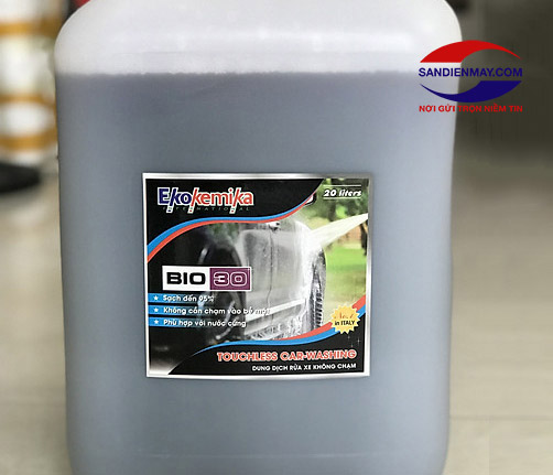 Hóa chất rửa xe không chạm Ekokemika BIO 30 (can 20L)