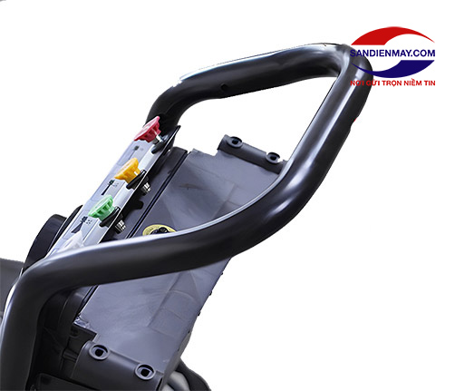 Máy xịt rửa xe cao áp Kumisai 2200PSI