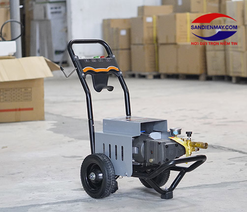 Máy phun rửa xe Palada PD 80/2.2