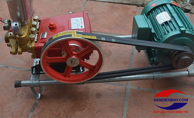 Máy phun rửa xe dây đai JM58