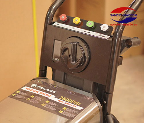 Máy xịt rửa xe cao áp Palada 18M26 3.7T4