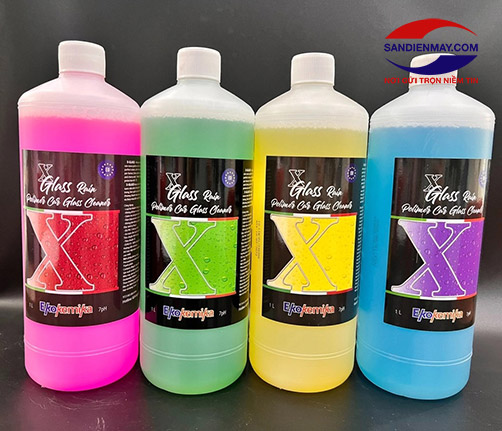 Nước rửa kính cao cấp Ekokemika Xglass (can 1L)