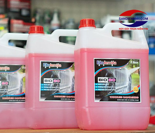 Hóa chất rửa xe không chạm Ekokemika BIO 20 (can 5L)