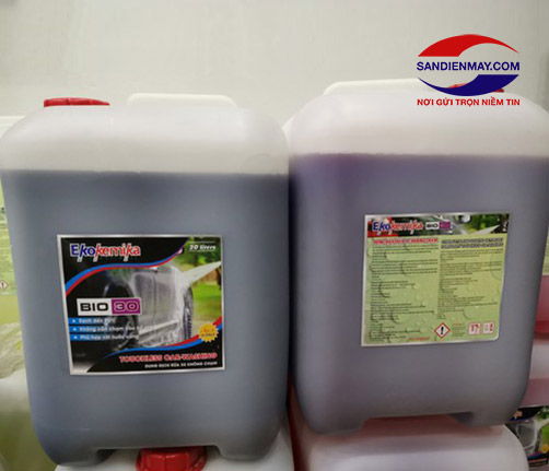 Hóa chất rửa xe không chạm Ekokemika BIO 30 (can 20L)