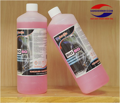 Nước rửa xe không chạm Ekokemika BIO 20 - can 1L