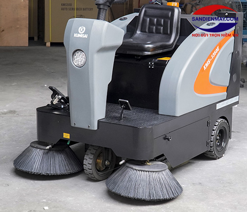 Chổi phụ xe quét rác công nghiệp Kumisai KMS 1350E