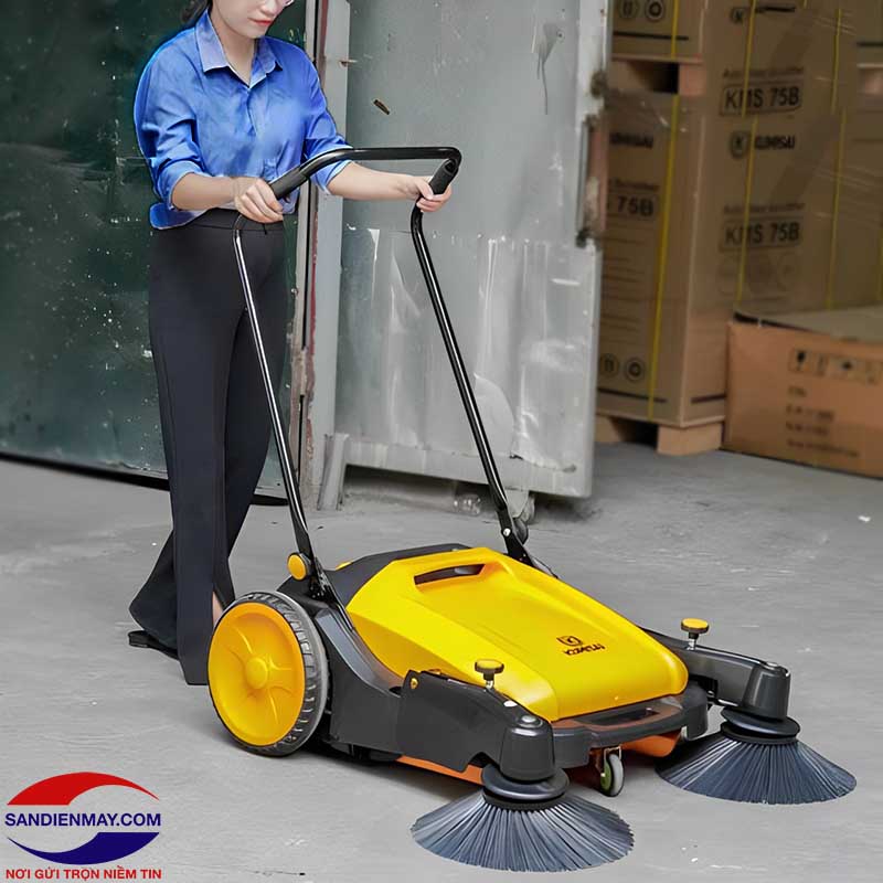 Xe quét rác đẩy tay được thiết kế nhỏ gọn 