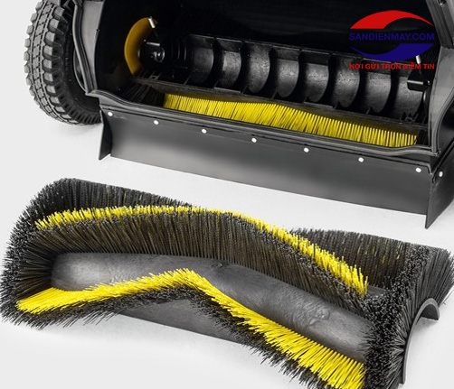 Xe quét đường ngồi lái Karcher KM 125/130 R Bp