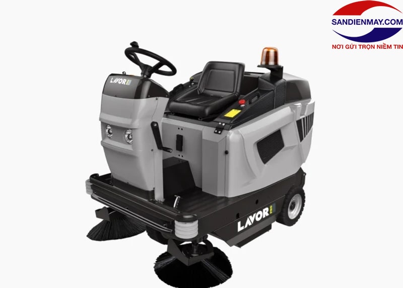 Xe quét rác Lavor được trang bị hệ thống bánh xe linh hoạt