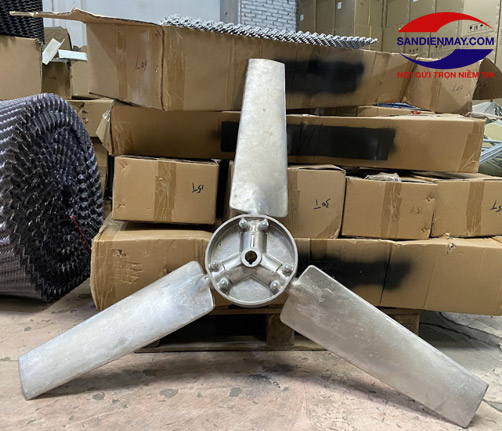 Tháp giải nhiệt nước công nghiệp TASHIN TSC 175RT
