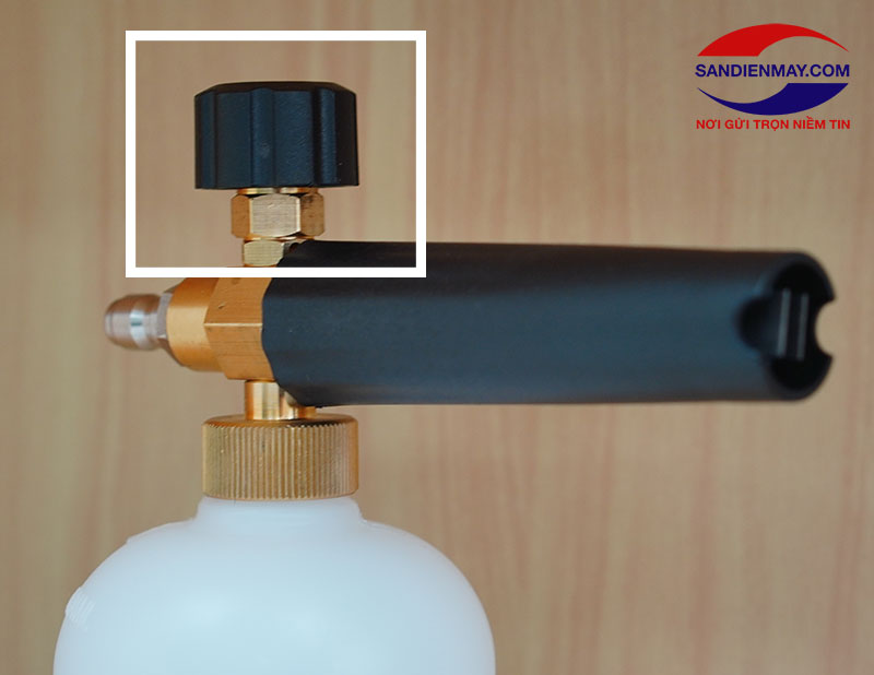    Van giảm áp để điều chỉnh tăng giảm lượng bọt tuyết